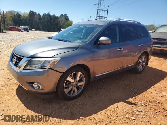 ✅ 2016 Nissan Pathfinder Platinum • VIN: 5N1AR2MN5GC608886 • Lot: 50582035. Listed on Copart with 127,089 mi. Free auction sales archive from the USA and detailed vehicle history report at DreamBid. Image 1.