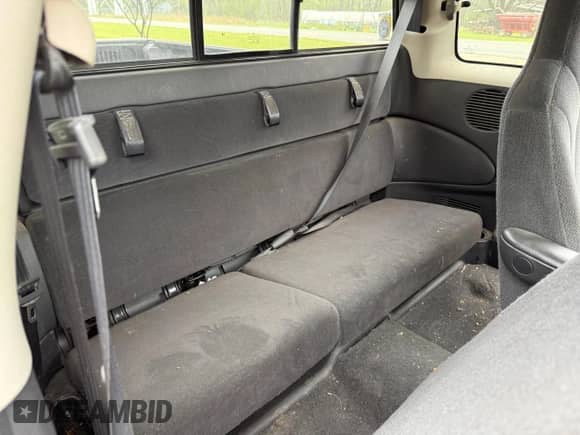 2004 Dodge Dakota with VIN 1D7GL12K94S552459, listed as a Copart auction lot 52153335 with 128,148 mi miles and Clean title. Bid and sale history available at DreamBid. Image 6.