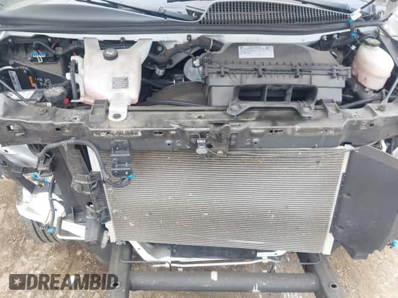 ✅ 2022 Chevrolet Express Cargo • VIN: 1GCWGAFP3N1199384 • Lot: 42524382. Listed on IAAI with 28,525 mi. Free auction sales archive from the USA and detailed vehicle history report at DreamBid. Image 10.