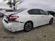 2017 Honda Accord Touring z VIN JHMCR6F76HC023916, wystawiony jako Copart lot #81270445 z przebiegiem 131 952 mil mil oraz Szkoda całkowita • Salvage title. Historia ofert i sprzedaży dostępna na DreamBid. Obrazek 3.