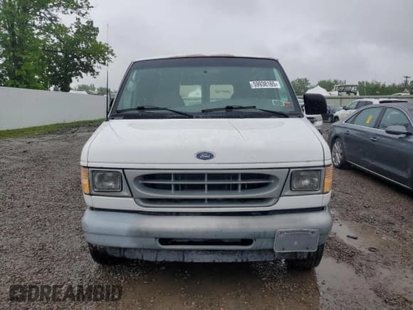 ✅ 2002 Ford Econoline Cargo • VIN: 1FTNE24LX2HB77733 • Lot: 59938165. Wystawiony na Copart z przebiegiem 104 812 mil. Bezpłatny archiwum sprzedaży aukcyjnych z USA i szczegółowy raport historii pojazdu na DreamBid. Zdjęcie 5.