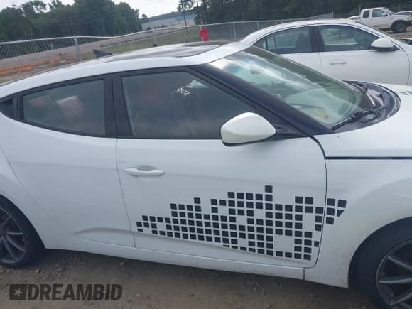 ✅ 2013 Hyundai Veloster w/Gray Int • VIN: KMHTC6AD3DU131703 • Lot: 42468831. Wystawiony na IAAI z przebiegiem 188 513 mil. Bezpłatny archiwum sprzedaży aukcyjnych z USA i szczegółowy raport historii pojazdu na DreamBid. Zdjęcie 14.