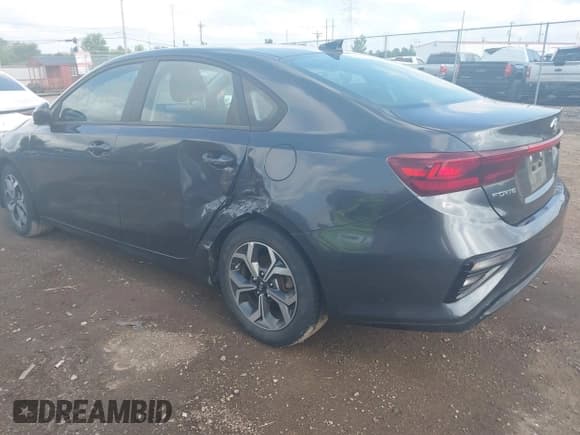 ✅ 2020 Kia Forte FE • VIN: 3KPF24AD5LE253761 • Lot: 42858628. Listed on IAAI with 76,599 mi. Free auction sales archive from the USA and detailed vehicle history report at DreamBid. Image 3.