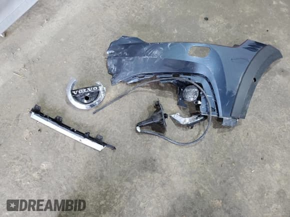 ✅ 2022 Volvo V60 • VIN: YV4102WK1N2092446 • Lot: 59928515. Wystawiony na Copart z przebiegiem 24 451 mil. Bezpłatny archiwum sprzedaży aukcyjnych z USA i szczegółowy raport historii pojazdu na DreamBid. Zdjęcie 13.