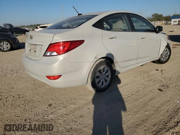 ✅ 2017 Hyundai Accent SE • VIN: KMHCT4AE1HU262633 • Lot: 86782405. Wystawiony na Copart z przebiegiem 117 128 mil. Bezpłatny archiwum sprzedaży aukcyjnych z USA i szczegółowy raport historii pojazdu na DreamBid. Zdjęcie 3.