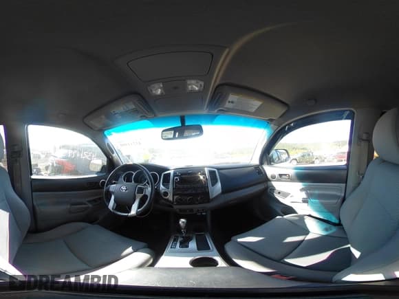 ✅ 2012 Toyota Tacoma • VIN: 3TMMU4FN1CM041111 • Lot: 43211995. Listed on IAAI with 196,372 mi. Free auction sales archive from the USA and detailed vehicle history report at DreamBid. Image 18.