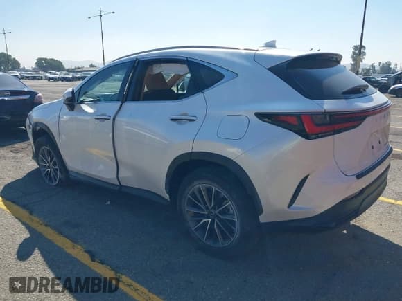 ✅ 2024 Lexus NX 350h Premium • VIN: JTJGKCEZ3R5017941 • Lot: 43358881. Listed on IAAI with 21,241 mi. Free auction sales archive from the USA and detailed vehicle history report at DreamBid. Image 3.