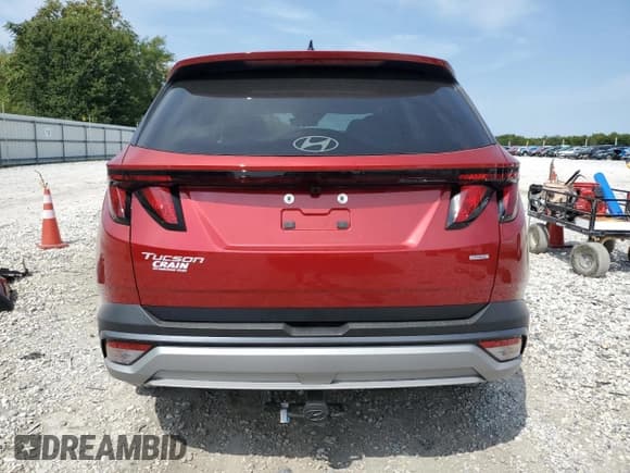 ✅ 2025 Hyundai Tucson SEL • VIN: 5NMJBCDE1SH586703 • Лот: 71685165. Опубликован ранее на Copart с пробегом 3 138 миль. Бесплатный доступ к архиву аукционных продаж из США и подробный отчёт об истории автомобиля на DreamBid. Изображение 6.