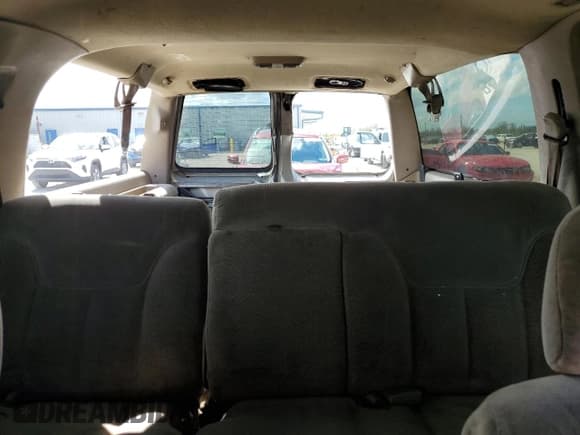 ✅ 1999 GMC Suburban • VIN: 3GKFK16R8XG531621 • Лот: 46593105. Опубликован ранее на Copart с пробегом 221 125 миль. Бесплатный доступ к архиву аукционных продаж из США и подробный отчёт об истории автомобиля на DreamBid. Изображение 10.