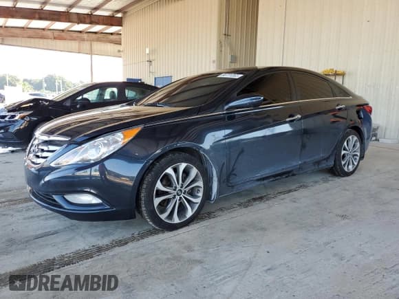 ✅ 2013 Hyundai Sonata SE • VIN: 5NPEC4AB9DH794171 • Lot: 90731365. Listed on Copart with 126,225 mi. Free auction sales archive from the USA and detailed vehicle history report at DreamBid. Image 1.