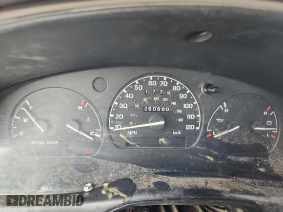 ✅ 1999 Ford Ranger XL • VIN: 1FTYR10C5XPA59507 • Lot: 62780875. Listed on Copart with 260,650 mi. Free auction sales archive from the USA and detailed vehicle history report at DreamBid. Image 9.