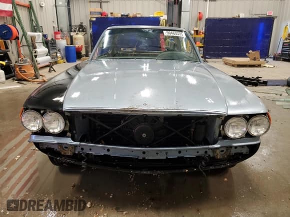 ✅ 1976 Mercedes-Benz SLC • VIN: 10702412013964 • Lot: 90460335. Listed on Copart with 84,495 mi. Free auction sales archive from the USA and detailed vehicle history report at DreamBid. Image 5.