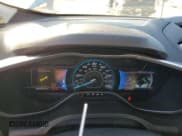 ✅ 2013 Ford C-Max SE • VIN: 1FADP5AU2DL514597 • Lot: 92712335. Wystawiony na Copart z przebiegiem 189 252 mil. Bezpłatny archiwum sprzedaży aukcyjnych z USA i szczegółowy raport historii pojazdu na DreamBid. Zdjęcie 9.