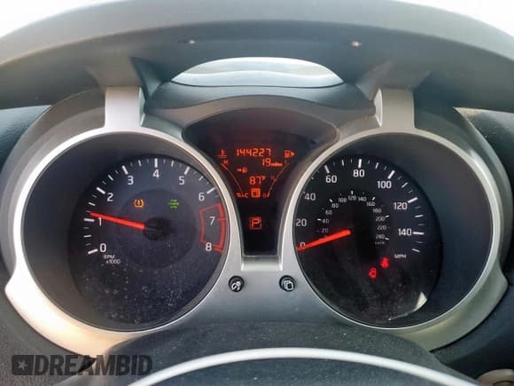 ✅ 2015 Nissan Juke Nismo • VIN: JN8AF5MV5FT550554 • Lot: 93073665. Listed on Copart with 144,227 mi. Free auction sales archive from the USA and detailed vehicle history report at DreamBid. Image 9.