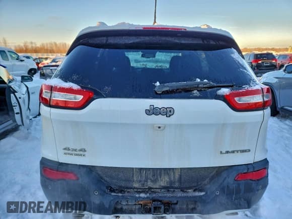 ✅ 2014 Jeep Cherokee Limited • VIN: 1C4PJMDS9EW210194 • Lot: 94955105. Listed on Copart with 116,615 mi. Free auction sales archive from the USA and detailed vehicle history report at DreamBid. Image 6.