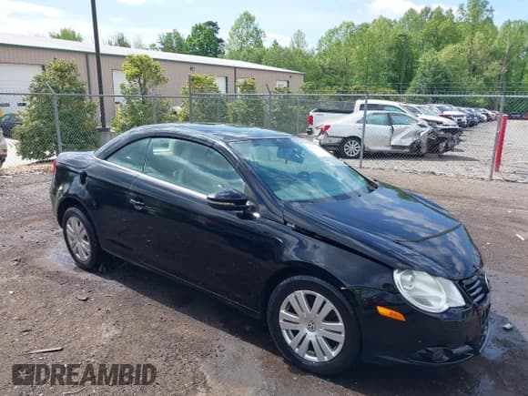 ✅ 2010 Volkswagen Eos Komfort • VIN: WVWBA7AH2AV019317 • Lot: 42142980. Listed on IAAI with 192,331 mi. Free auction sales archive from the USA and detailed vehicle history report at DreamBid. Image 1.