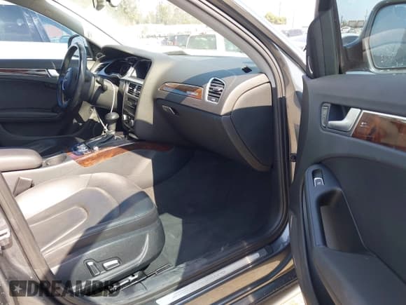 ✅ 2015 Audi allroad A4 Premium Plus • VIN: WA1UFAFL7FA112153 • Лот: 42598704. Опубликован ранее на IAAI с пробегом 55 998 миль. Бесплатный доступ к архиву аукционных продаж из США и подробный отчёт об истории автомобиля на DreamBid. Изображение 5.