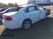 ✅ 2015 Volkswagen Passat S • VIN: 1VWAT7A37FC112862 • Lot: 43483056. Wystawiony na IAAI z przebiegiem Nie podano. Bezpłatny archiwum sprzedaży aukcyjnych z USA i szczegółowy raport historii pojazdu na DreamBid. Zdjęcie 4.