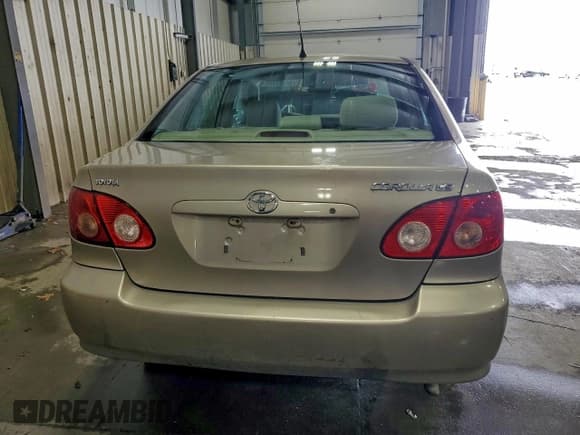 ✅ 2006 Toyota Corolla CE • VIN: 1NXBR32E06Z733039 • Lot: 94927995. Listed on Copart with 299,999 mi. Free auction sales archive from the USA and detailed vehicle history report at DreamBid. Image 6.
