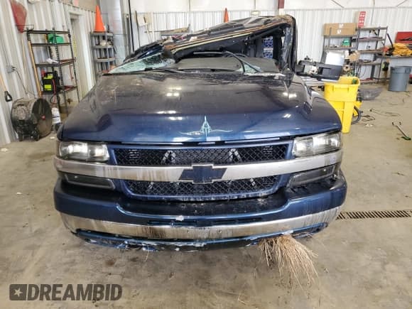✅ 2002 Chevrolet Silverado 2500HD LS • VIN: 1GCHK29182E159083 • Lot: 45950205. Wystawiony na Copart z przebiegiem Nie podano. Bezpłatny archiwum sprzedaży aukcyjnych z USA i szczegółowy raport historii pojazdu na DreamBid. Zdjęcie 5.