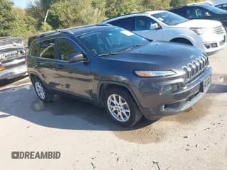 ✅ 2016 Jeep Cherokee Latitude • VIN: 1C4PJLCS7GW324581 • Лот: 43613356. Опубликован ранее на IAAI с пробегом 193 813 миль. Бесплатный доступ к архиву аукционных продаж из США и подробный отчёт об истории автомобиля на DreamBid. Изображение 1.