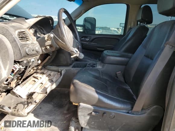 ✅ 2007 GMC Sierra 3500HD DRW SLE2 • VIN: 1GTJK33667F558653 • Lot: 70758715. Wystawiony na Copart z przebiegiem 165 391 mil. Bezpłatny archiwum sprzedaży aukcyjnych z USA i szczegółowy raport historii pojazdu na DreamBid. Zdjęcie 7.