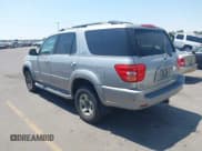 ✅ 2002 Toyota Sequoia SR5 • VIN: 5TDBT44A12S076076 • Lot: 42777128. Listed on IAAI with 417,787 mi. Free auction sales archive from the USA and detailed vehicle history report at DreamBid. Image 3.