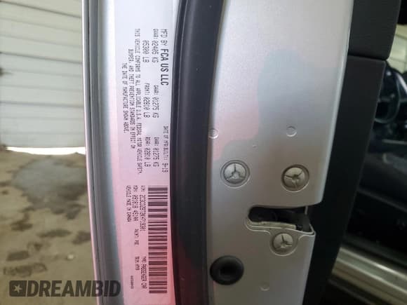 ✅ 2019 Dodge Challenger R/T • VIN: 2C3CDZBT2KH719301 • Lot: 68324454. Wystawiony na Copart z przebiegiem 68 901 mil. Bezpłatny archiwum sprzedaży aukcyjnych z USA i szczegółowy raport historii pojazdu na DreamBid. Zdjęcie 13.