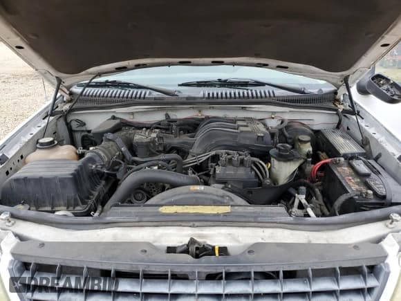 ✅ 2004 Ford Explorer XLS • VIN: 1FMZU62K44UB44402 • Lot: 67911125. Wystawiony na Copart z przebiegiem 97 666 mil. Bezpłatny archiwum sprzedaży aukcyjnych z USA i szczegółowy raport historii pojazdu na DreamBid. Zdjęcie 12.