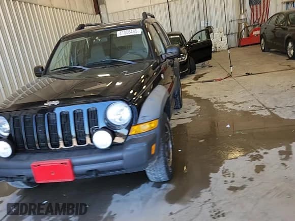 ✅ 2006 Jeep Liberty Renegade • VIN: 1J4GL38K66W274185 • Lot: 81006495. Listed on Copart with 162,329 mi. Free auction sales archive from the USA and detailed vehicle history report at DreamBid. Image 14.