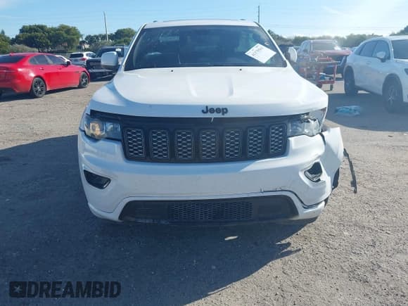 ✅ 2017 Jeep Grand Cherokee 75th Anniversary • VIN: 1C4RJEAG2HC823049 • Lot: 41178561. Listed on IAAI with 117,157 mi. Free auction sales archive from the USA and detailed vehicle history report at DreamBid. Image 12.
