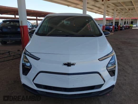 ✅ 2023 Chevrolet Bolt EV 1LT • VIN: 1G1FW6S0XP4112907 • Lot: 42250871. Wystawiony na IAAI z przebiegiem 25 219 mil. Bezpłatny archiwum sprzedaży aukcyjnych z USA i szczegółowy raport historii pojazdu na DreamBid. Zdjęcie 12.