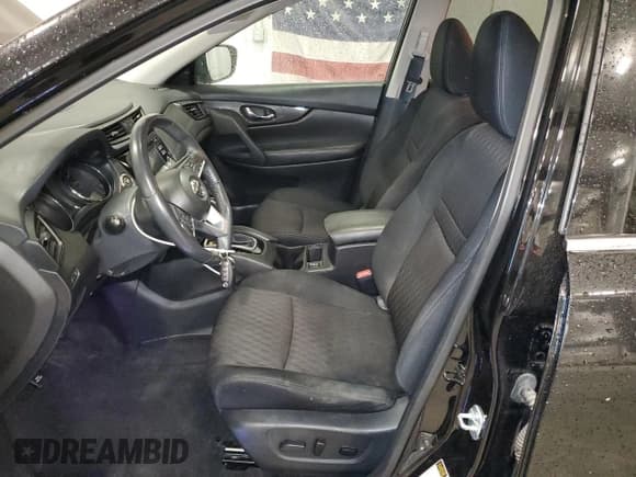 ✅ 2017 Nissan Rogue SL • VIN: 5N1AT2MV8HC759501 • Lot: 90277445. Listed on Copart with 151,914 mi. Free auction sales archive from the USA and detailed vehicle history report at DreamBid. Image 7.