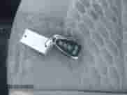 2019 Chevrolet Equinox LT z VIN 3GNAXKEV5KS511805, wystawiony jako IAAI lot #43530734 z przebiegiem 157 555 mil mil oraz . Historia ofert i sprzedaży dostępna na DreamBid. Obrazek 11.