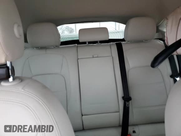 ✅ 2022 Jaguar E-Pace SE • VIN: SADFP2FX4N1031375 • Lot: 42280985. Wystawiony na Copart z przebiegiem 36 772 mil. Bezpłatny archiwum sprzedaży aukcyjnych z USA i szczegółowy raport historii pojazdu na DreamBid. Zdjęcie 10.