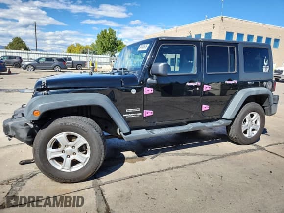 ✅ 2014 Jeep Wrangler Unlimited Sport • VIN: 1C4BJWDG4EL113276 • Lot: 84643525. Listed on Copart with 165,649 mi. Free auction sales archive from the USA and detailed vehicle history report at DreamBid. Image 1.