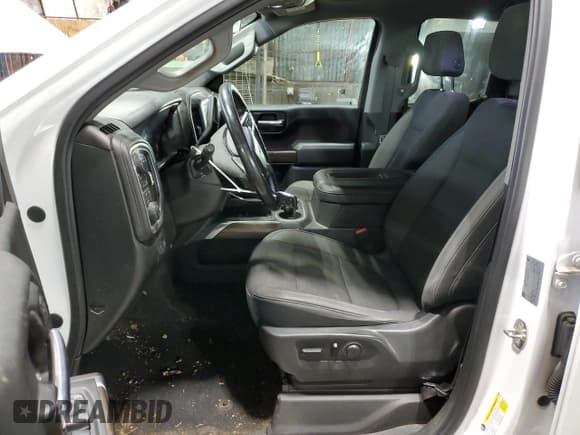 ✅ 2019 Chevrolet Silverado 1500 • VIN: 1GCVYEED8KZ378122 • Лот: 74967954. Опубликован ранее на Copart с пробегом 109 241 миль. Бесплатный доступ к архиву аукционных продаж из США и подробный отчёт об истории автомобиля на DreamBid. Изображение 7.