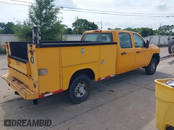 ✅ 2008 Chevrolet Silverado 2500HD • VIN: 1GBHK23658F224144 • Лот: 42512936. Опубликован ранее на IAAI с пробегом 234 333 миль. Бесплатный доступ к архиву аукционных продаж из США и подробный отчёт об истории автомобиля на DreamBid. Изображение 4.
