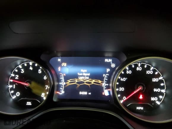 ✅ 2021 Jeep Compass Limited • VIN: 3C4NJDCB0MT587512 • Lot: 50601725. Wystawiony na Copart z przebiegiem 54 235 mil. Bezpłatny archiwum sprzedaży aukcyjnych z USA i szczegółowy raport historii pojazdu na DreamBid. Zdjęcie 9.