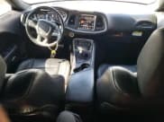 ✅ 2015 Dodge Challenger SXT Plus • VIN: 2C3CDZBG9FH700737 • Lot: 58145714. Wystawiony na Copart z przebiegiem 107 233 mil. Bezpłatny archiwum sprzedaży aukcyjnych z USA i szczegółowy raport historii pojazdu na DreamBid. Zdjęcie 8.