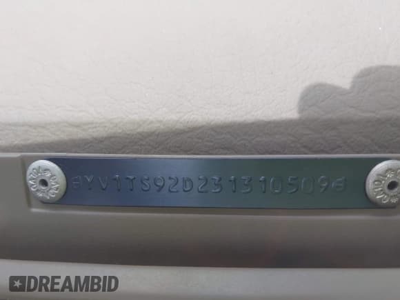 ✅ 2003 Volvo S80 2.9L • VIN: YV1TS92D231310509 • Lot: 42460419. Listed on IAAI with 140,259 mi. Free auction sales archive from the USA and detailed vehicle history report at DreamBid. Image 9.