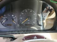 ✅ 2001 Mercedes-Benz M 320/430/500 • VIN: 4JGAB72EX1A243970 • Lot: 61308054. Listed on Copart with 133,461 mi. Free auction sales archive from the USA and detailed vehicle history report at DreamBid. Image 9.