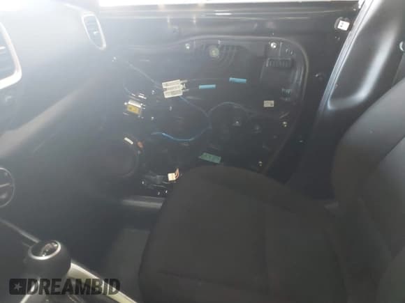 ✅ 2021 Hyundai Venue SE • VIN: KMHRB8A38MU067349 • Lot: 41554295. Listed on IAAI with 72,492 mi. Free auction sales archive from the USA and detailed vehicle history report at DreamBid. Image 19.