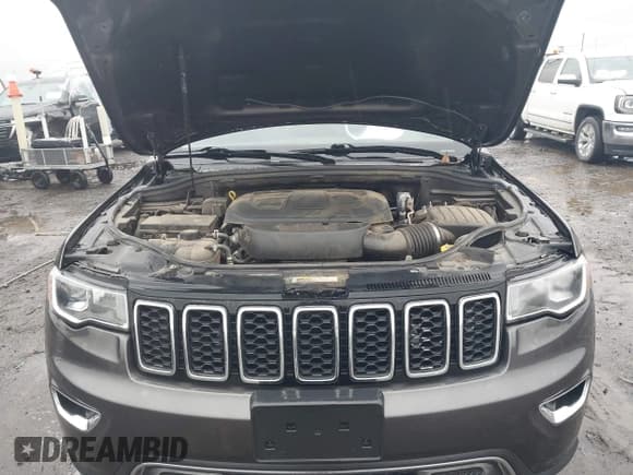 ✅ 2020 Jeep Grand Cherokee Limited X • VIN: 1C4RJEBG4LC266121 • Lot: 43777139. Listed on IAAI with 124,722 mi. Free auction sales archive from the USA and detailed vehicle history report at DreamBid. Image 10.