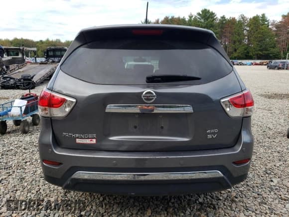 ✅ 2016 Nissan Pathfinder S • VIN: 5N1AR2MM3GC639397 • Lot: 81007675. Listed on Copart with 124,362 mi. Free auction sales archive from the USA and detailed vehicle history report at DreamBid. Image 6.