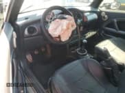 ✅ 2004 MINI Hardtop S • VIN: WMWRE33414TD89163 • Lot: 66613295. Listed on Copart with 91,388 mi. Free auction sales archive from the USA and detailed vehicle history report at DreamBid. Image 8.