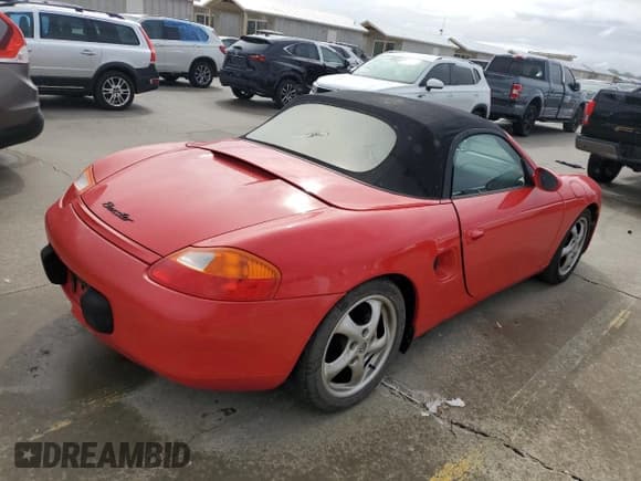 ✅ 1998 Porsche Boxster • VIN: WP0CA2987WU620652 • Lot: 74663924. Wystawiony na Copart z przebiegiem Nie podano. Bezpłatny archiwum sprzedaży aukcyjnych z USA i szczegółowy raport historii pojazdu na DreamBid. Zdjęcie 3.