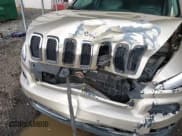 ✅ 2014 Jeep Cherokee Limited • VIN: 1C4PJMDSXEW300700 • Лот: 43648307. Опубликован ранее на IAAI с пробегом 125 257 миль. Бесплатный доступ к архиву аукционных продаж из США и подробный отчёт об истории автомобиля на DreamBid. Изображение 6.