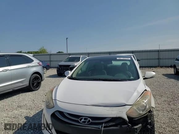 ✅ 2013 Hyundai Elantra • VIN: KMHD35LE5DU103891 • Lot: 80140255. Listed on Copart with 88,488 mi. Free auction sales archive from the USA and detailed vehicle history report at DreamBid. Image 14.