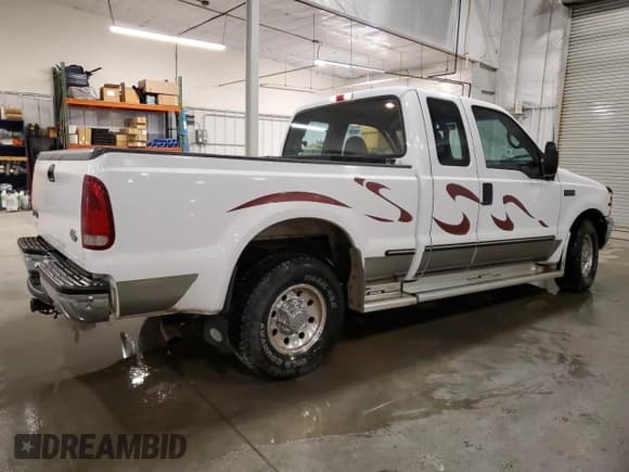✅ 1999 Ford F-250 XL • VIN: 1FTNX20S0XEA46262 • Lot: 52173695. Listed on Copart with 140,800 mi. Free auction sales archive from the USA and detailed vehicle history report at DreamBid. Image 3.